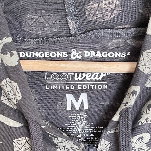 Dungeons & Dragons Loot Wear Limited Edition Dice Hoodie Full Zip Jacket Adult M - Picture 10 of 10